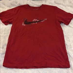 nike tee shirt